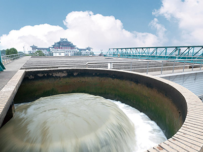 生活污水處理設(shè)備如何減少占地能耗？常用填料有什么？